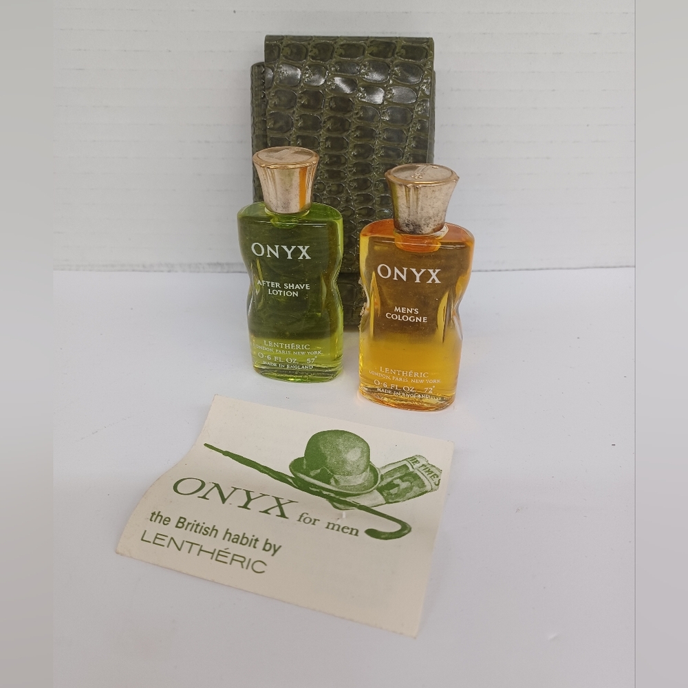 New old stock onyx mens cologne set